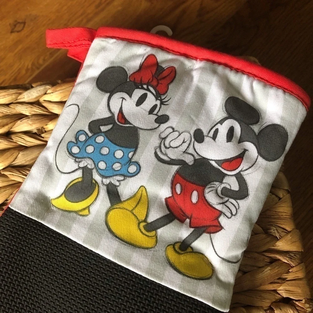 Disney: 100 years Mickey & Minnie Mouse: 2pk Oven Mitts
